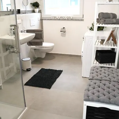 Paderborn-oase Mit Kamin-balkon-stilvolles Zuhause-24 -7 Self Check In, Kostenloser Parkplatz Appartamento