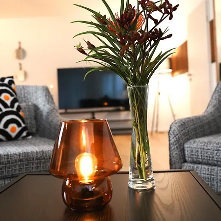 Lägenhet Paderborn-oase Mit Kamin-balkon-stilvolles Zuhause-24 -7 Self Check In, Kostenloser Parkplatz