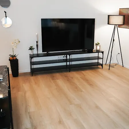 Paderborn-oase Mit Kamin-balkon-stilvolles Zuhause-24 -7 Self Check In, Kostenloser Parkplatz Paderborn