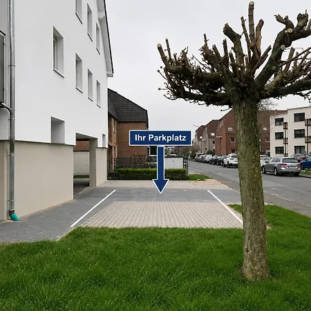 아파트 Oase - Grosszuegig Mit Kamin- Balkon -parkplatz 파더본