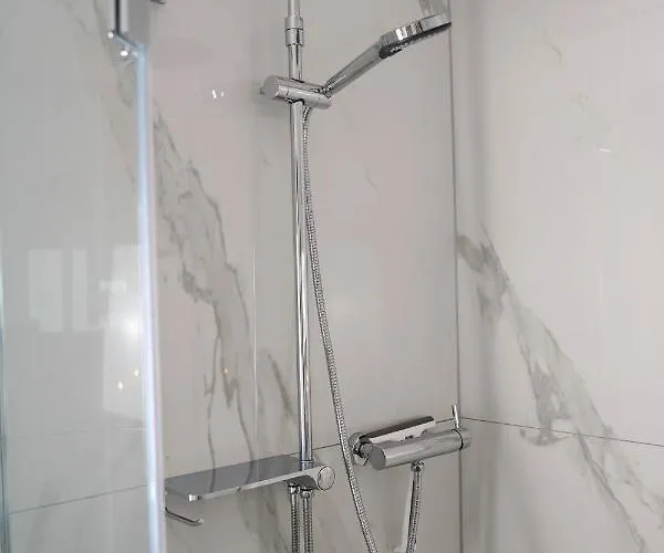 Paderborn-oase Mit Kamin-balkon-stilvolles Zuhause-24 -7 Self Check In, Kostenloser Parkplatz 公寓 *