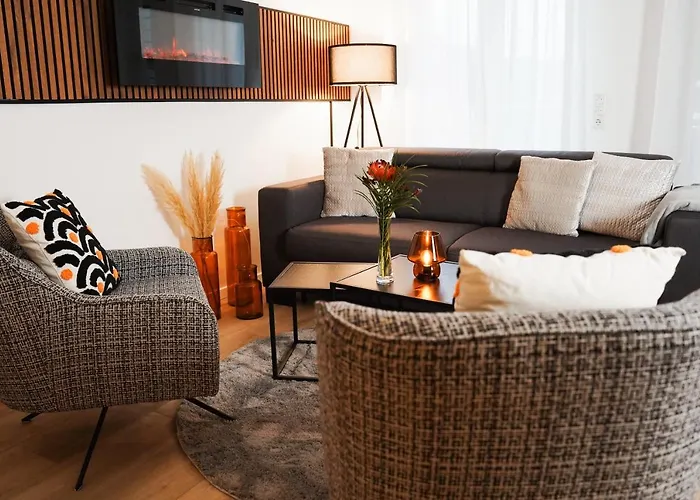 Paderborn-oase Mit Kamin-balkon-stilvolles Zuhause-self Check-parkplatz